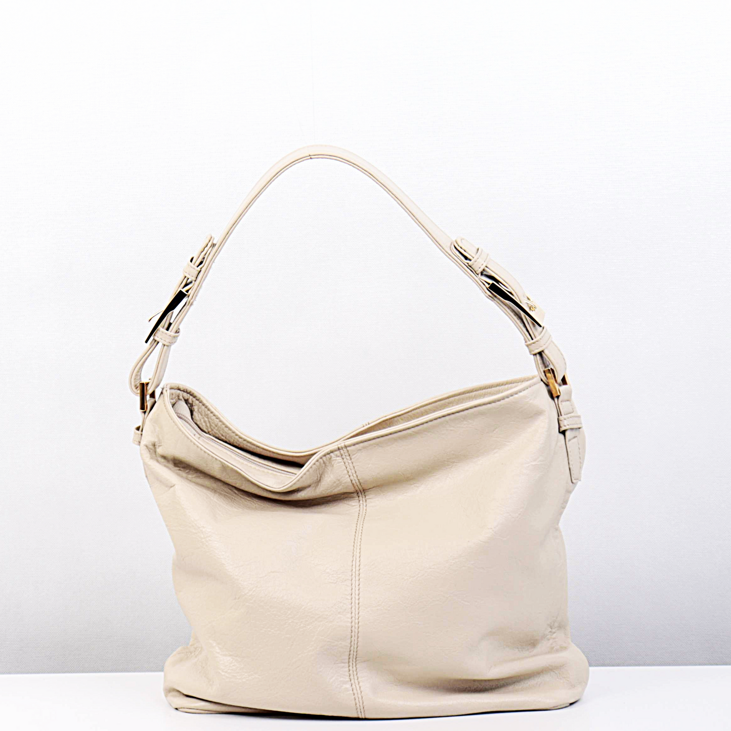 Olivia Hobo Leather Bag