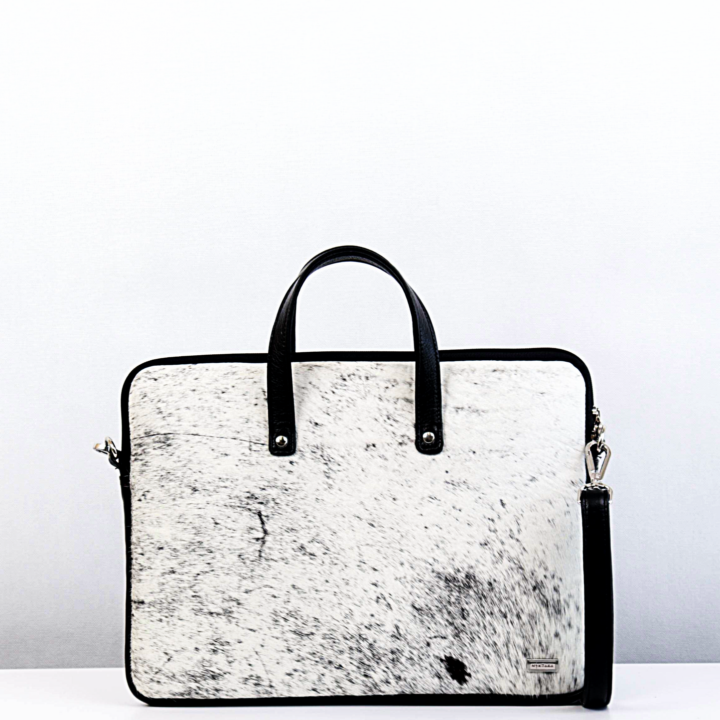 Jona Nguni Black Leather Laptop Sleeve
